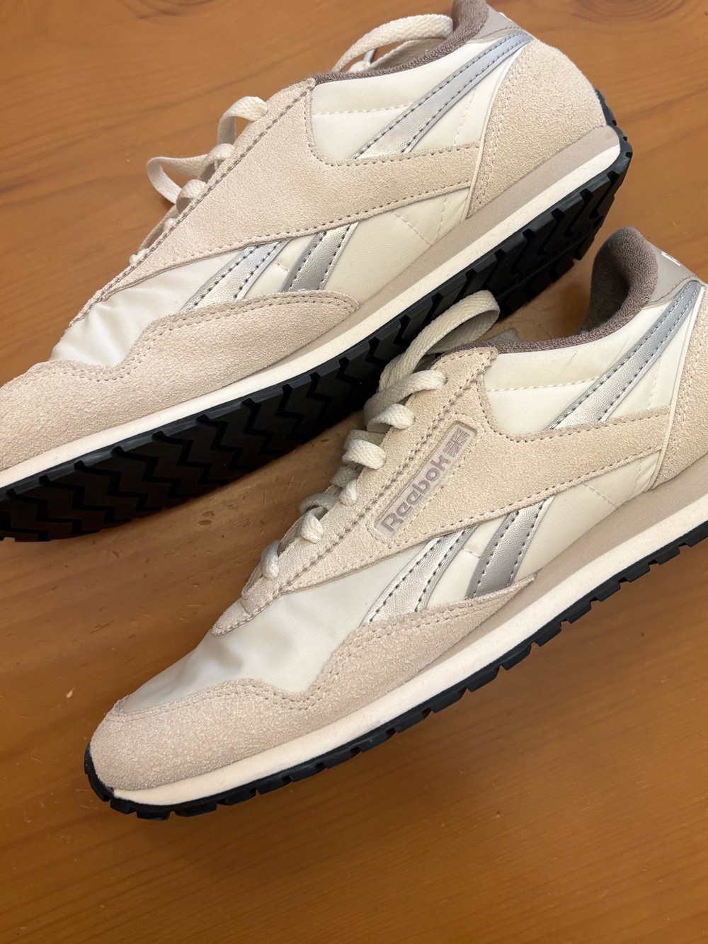 Reebok Classic AZ Sneakers - Picture 3 of 11